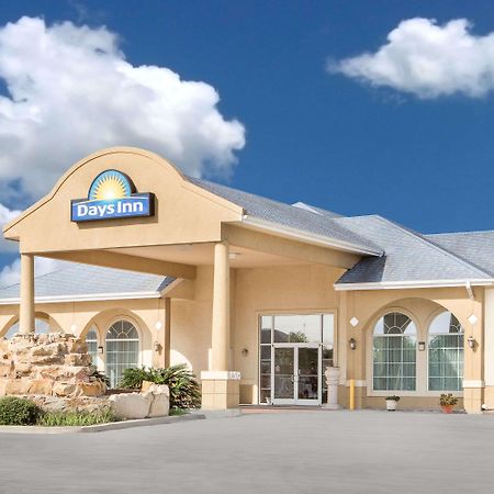 Days Inn By Wyndham Robstown Exterior photo