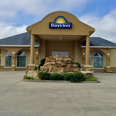 Days Inn By Wyndham Robstown Exterior photo