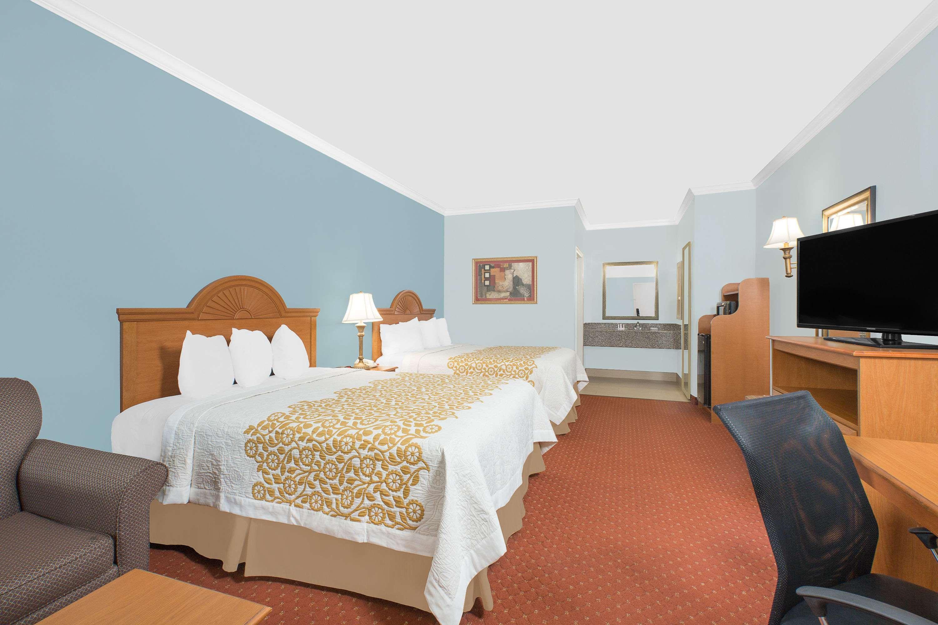 Days Inn By Wyndham Robstown Exterior photo