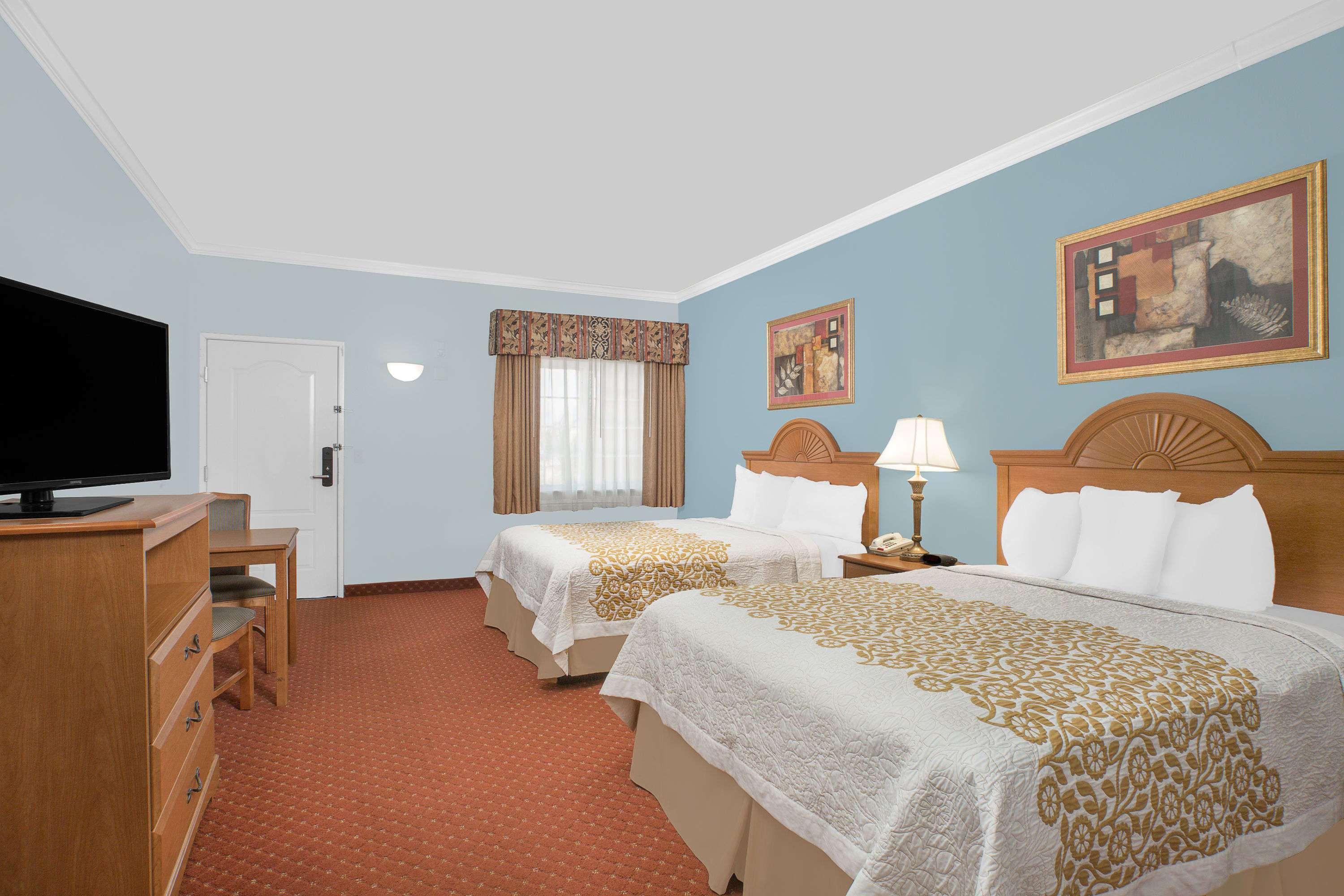 Days Inn By Wyndham Robstown Exterior photo